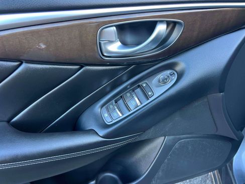 Used 2018 INFINITI Q50 Luxe image 16