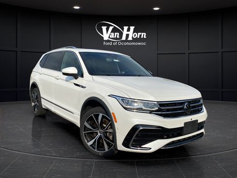 Used 2022 Volkswagen Tiguan SEL R-Line AWD/4WD image 1