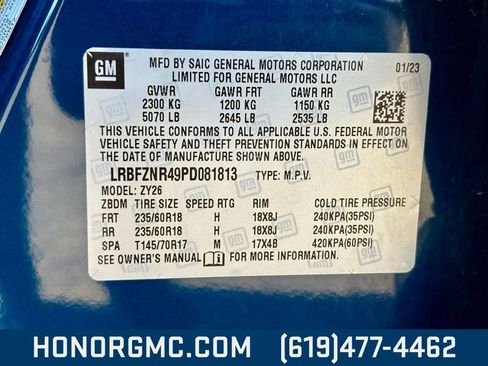 Used 2023 Buick Envision Essence image 35