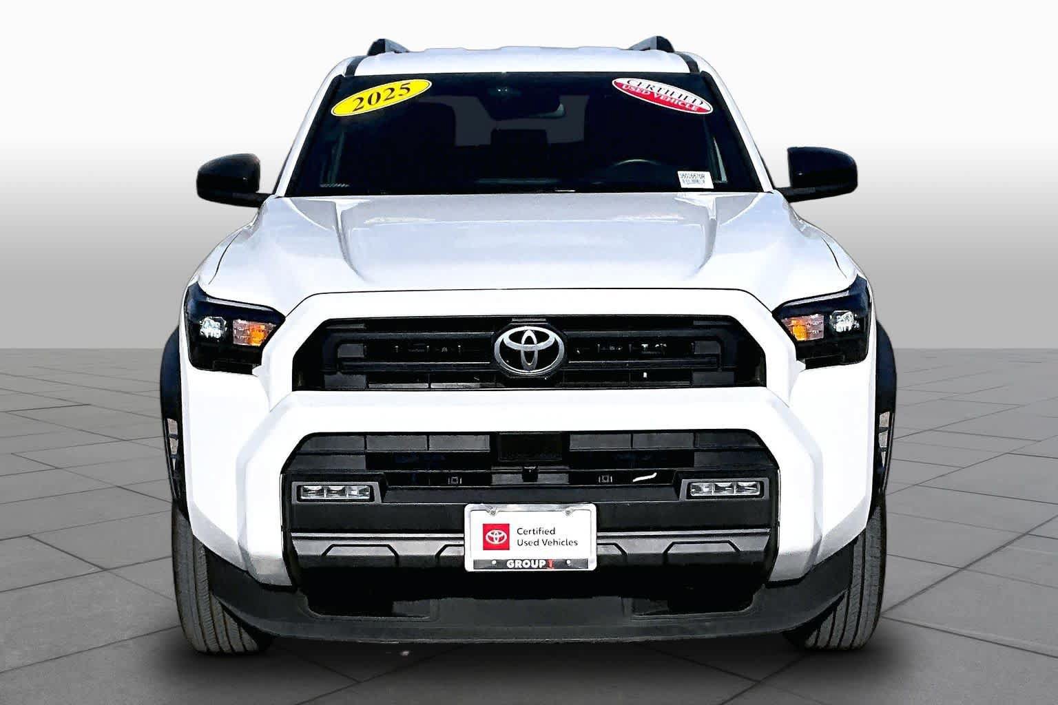 Certified 2025 Toyota 4Runner SR5 AWD/4WD image 3