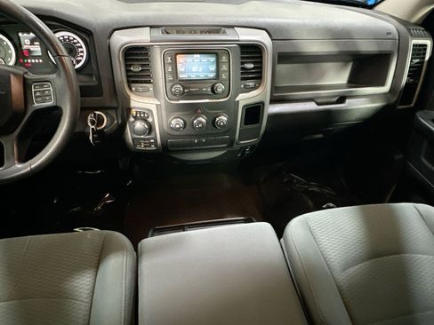 Used 2015 RAM 1500 Express image 29
