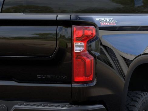 New 2026 Chevrolet Silverado 1500 Custom Trail Boss AWD/4WD image 11