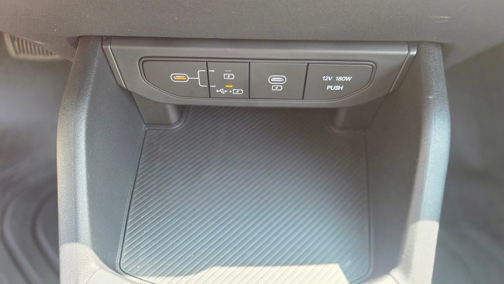 Used 2026 Kia K4 FWD image 25