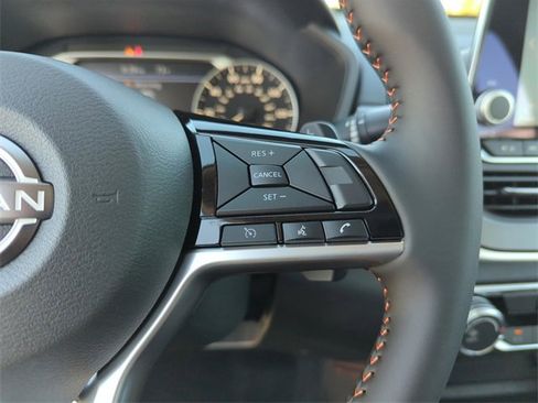 New 2025 Nissan Altima 2.5 SR image 38