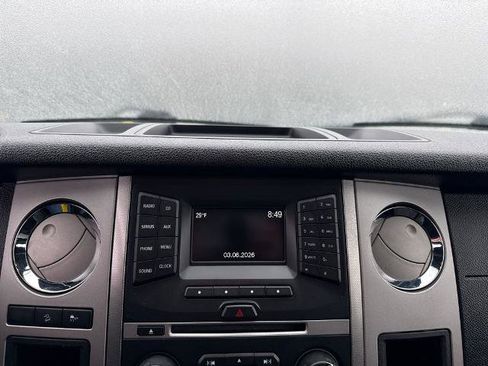 Certified 2017 Ford Expedition XLT image 15