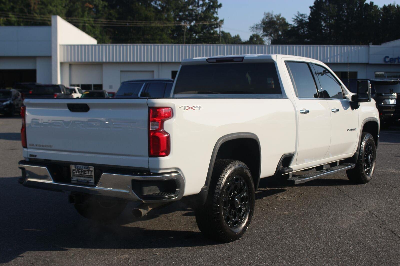 Used 2020 Chevrolet Silverado 2500 LTZ w/ Safety Package AWD/4WD image 7