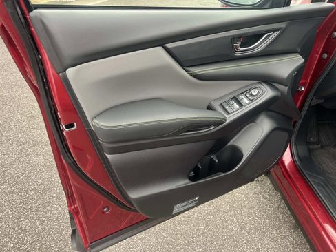 Used 2025 Subaru Ascent Onyx Edition w/ Popular Package #2 image 10