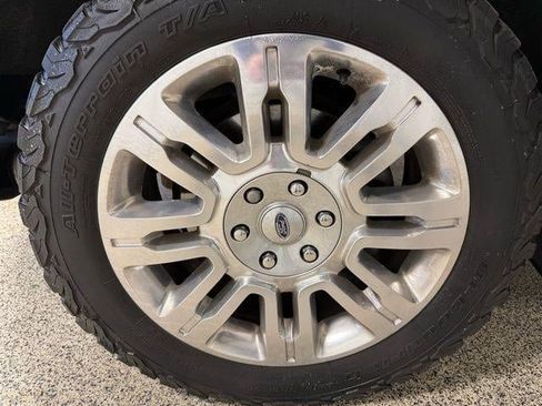 Used 2013 Ford F150 Platinum image 29
