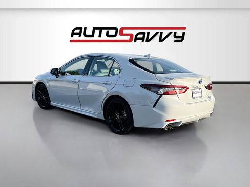 Used 2023 Toyota Camry XSE FWD image 5