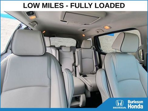 Used 2025 Honda Odyssey Touring image 11