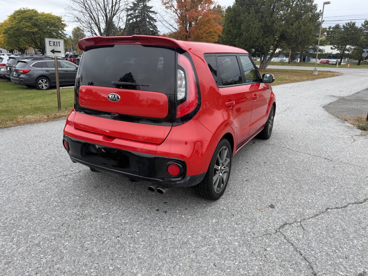 Used 2018 Kia Soul ! w/ Tech Package FWD image 5