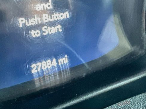 Used 2022 Jeep Wrangler Unlimited Rubicon AWD/4WD image 18