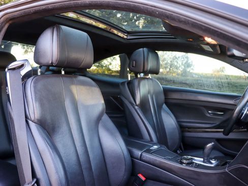Used 2016 BMW 640i Coupe image 19