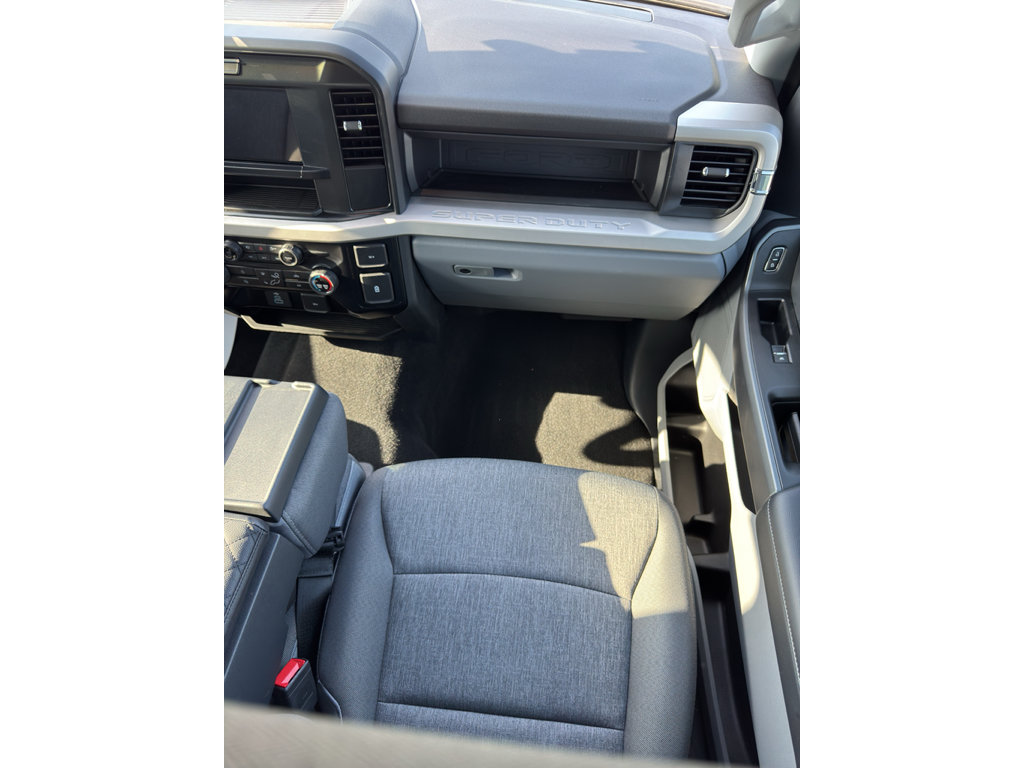 Used 2025 Ford F250 XL w/ STX Appearance Package AWD/4WD image 23