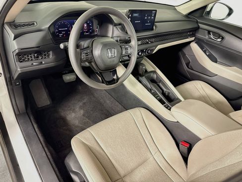 Used 2026 Honda Accord LX image 8