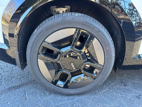 New 2026 Kia EV9 GT-Line AWD/4WD image 17