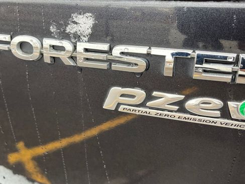 Used 2017 Subaru Forester 2.5i Touring image 26