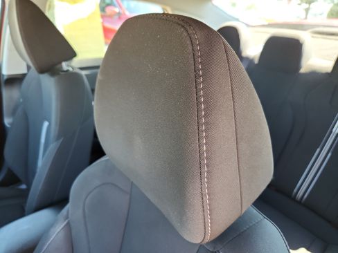Used 2021 Hyundai Elantra SEL w/ Convenience Package FWD image 11