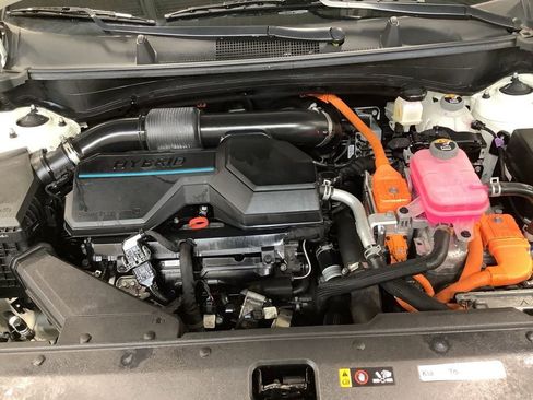 Certified 2024 Kia Sportage EX w/ EX Premium Package image 20