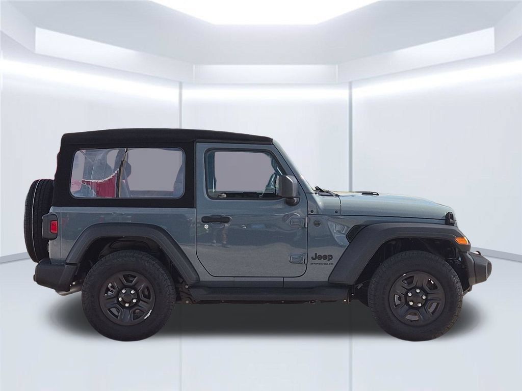 Used 2024 Jeep Wrangler Sport AWD/4WD image 7