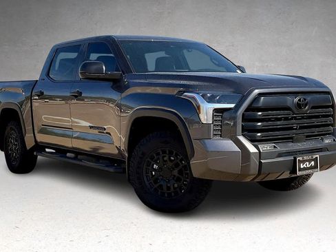 Used 2025 Toyota Tundra SR5 image 21