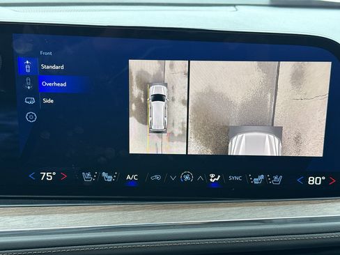 New 2025 Chevrolet Tahoe High Country AWD/4WD image 32