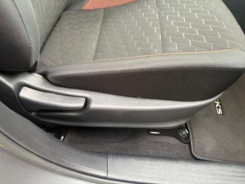 Certified 2023 Nissan Kicks SR image 25