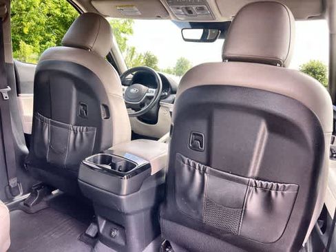 Used 2021 Kia Telluride S FWD image 13