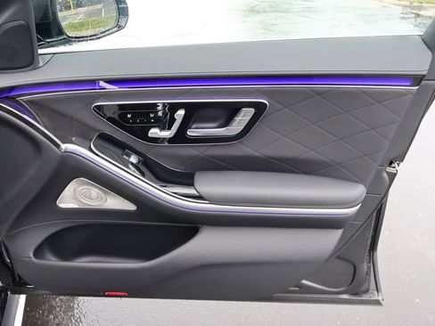 New 2026 Mercedes-Benz S 580 4MATIC Sedan image 13