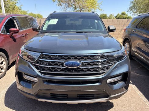 Used 2024 Ford Explorer XLT w/ Equipment Group 202A AWD/4WD image 2
