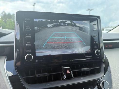 Used 2021 Toyota Corolla LE FWD image 7