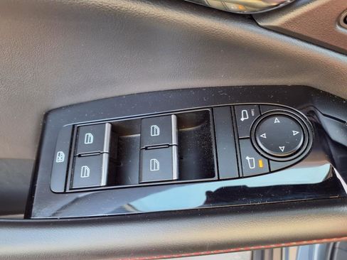 Used 2024 MAZDA CX-30 AWD 2.5 S w/ Preferred Package image 12