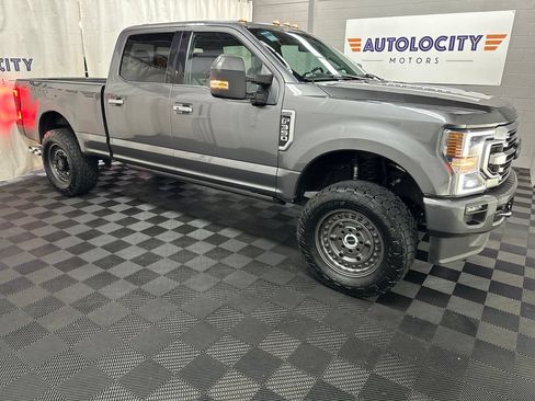 Used 2022 Ford F350 4x4 Crew Cab Super Duty image 3