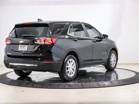 Used 2023 Chevrolet Equinox LT FWD image 4