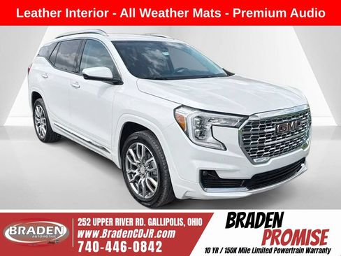 Used 2024 GMC Terrain Denali w/ LPO, Floor Liner Package AWD/4WD image 1