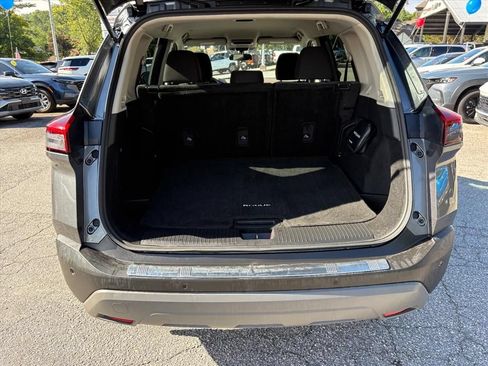 Used 2023 Nissan Rogue SV FWD image 25