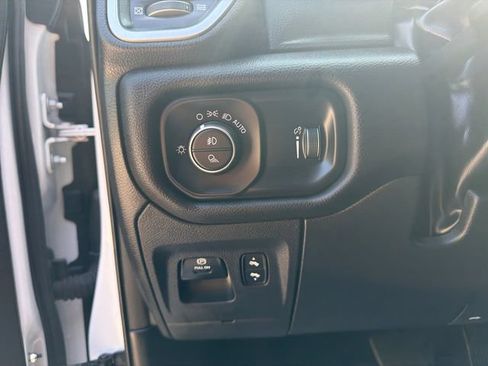 Used 2023 RAM 1500 Big Horn AWD/4WD image 26