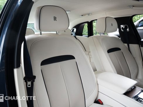Used 2023 Rolls-Royce Ghost AWD/4WD image 33