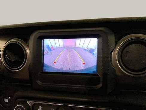 Used 2022 Jeep Wrangler Sport AWD/4WD image 20
