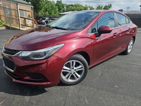 Used 2016 Chevrolet Cruze LT FWD image 1