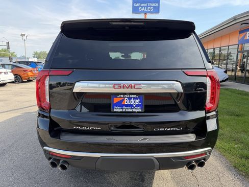 Used 2022 GMC Yukon Denali AWD/4WD image 4