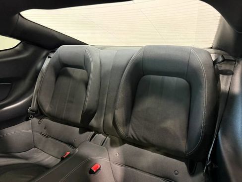 Used 2019 Ford Mustang Coupe image 24