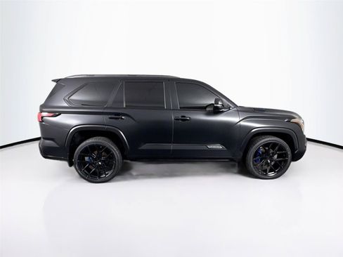 Certified 2025 Toyota Sequoia Platinum AWD/4WD image 11