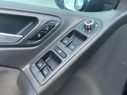 Used 2014 Volkswagen GTI Wolfsburg Edition FWD image 9