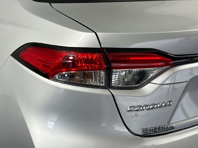 Used 2024 Toyota Corolla LE FWD image 34
