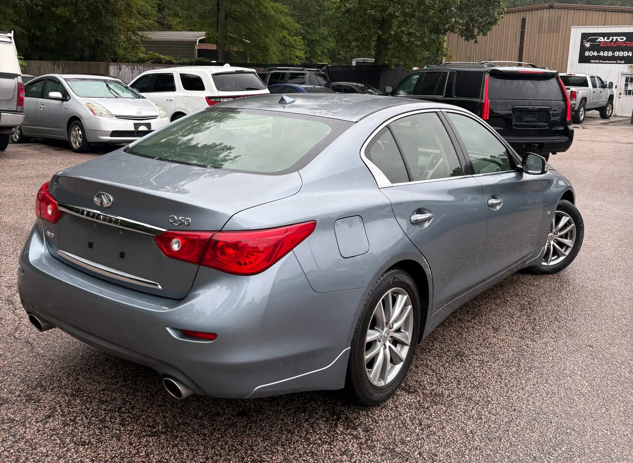 Used 2014 INFINITI Q50 Premium w/ Navigation Package AWD/4WD image 7