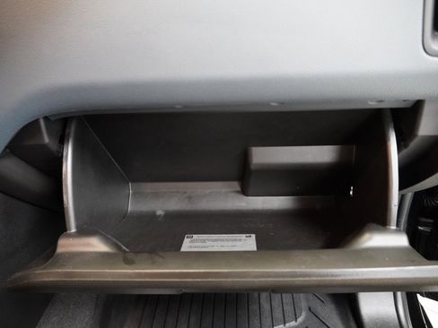 Used 2022 Chevrolet Colorado Z71 w/ Safety Package image 26