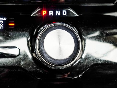 Used 2024 Jeep Wagoneer L Series II w/ Flexible Seating Group image 22