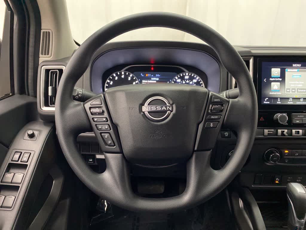 Used 2025 Nissan Frontier SV AWD/4WD image 18