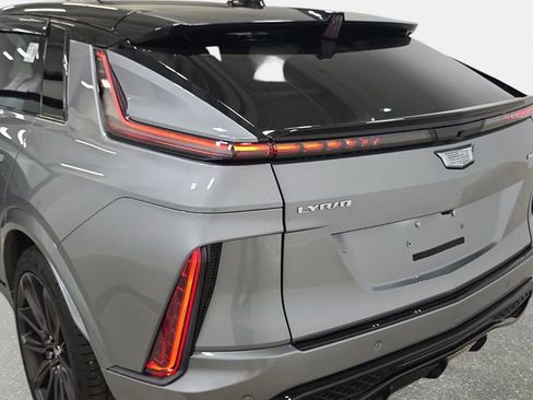 Used 2026 Cadillac Lyriq V image 34